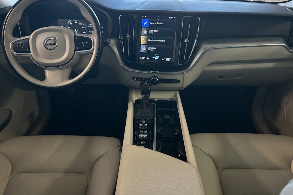 Thumbnail: 2019 Volvo XC60 - 2