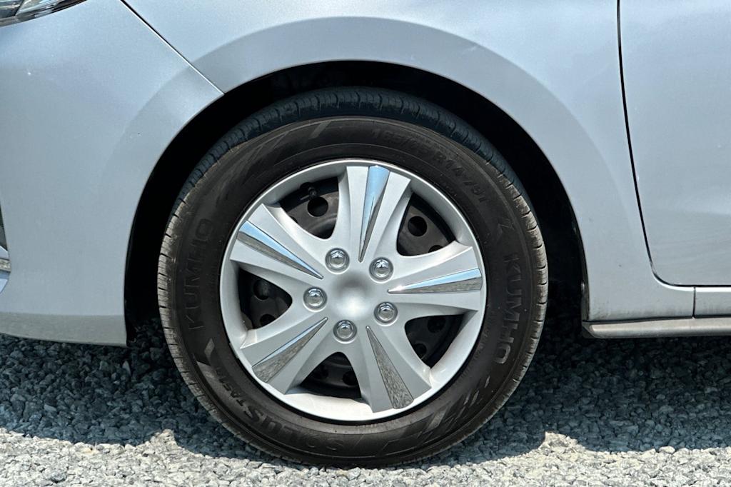 Thumbnail: 2022 Mitsubishi Mirage - 8