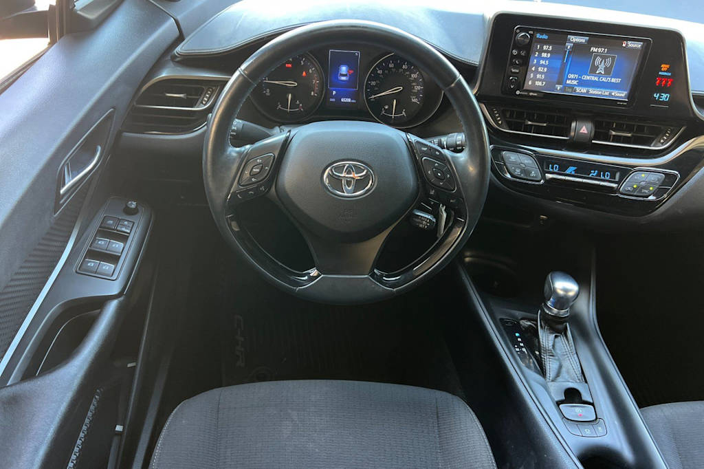 Thumbnail: 2018 Toyota C-HR - 12