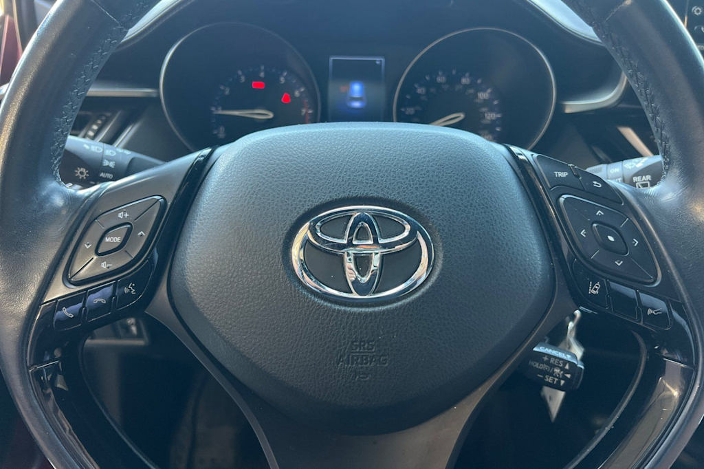 Thumbnail: 2018 Toyota C-HR - 26