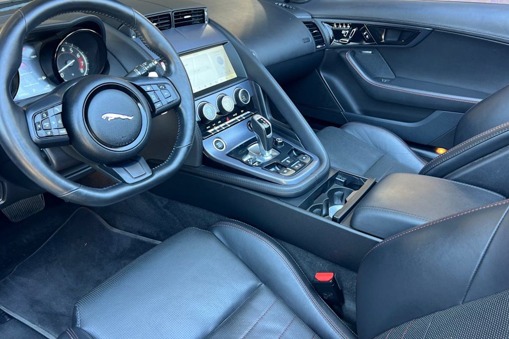 Thumbnail: 2020 Jaguar F-Type - 8