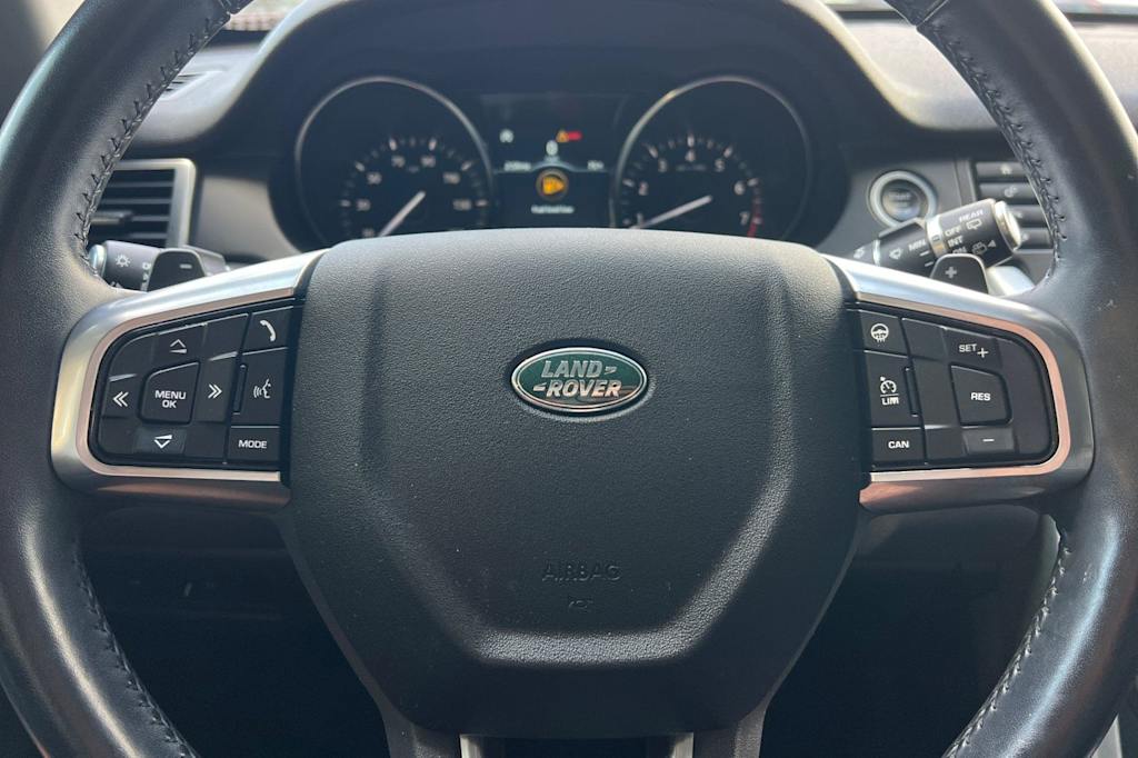 Thumbnail: 2018 Land Rover Discovery Sport - 29