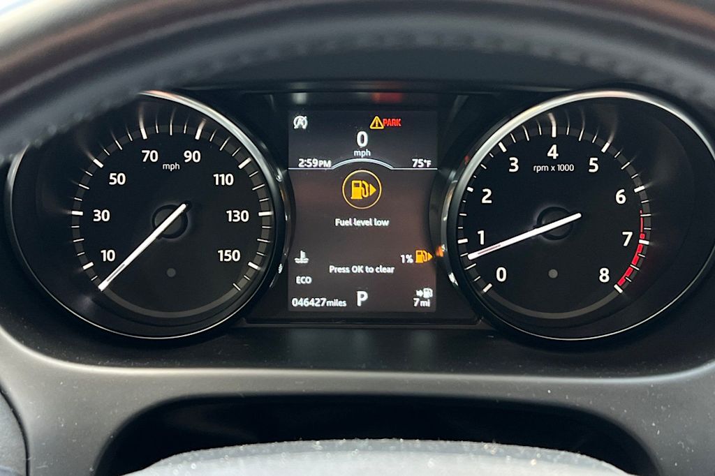 Thumbnail: 2018 Land Rover Discovery Sport - 15