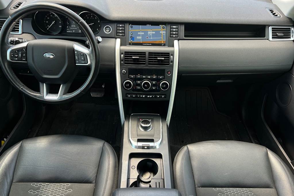 Thumbnail: 2018 Land Rover Discovery Sport - 2