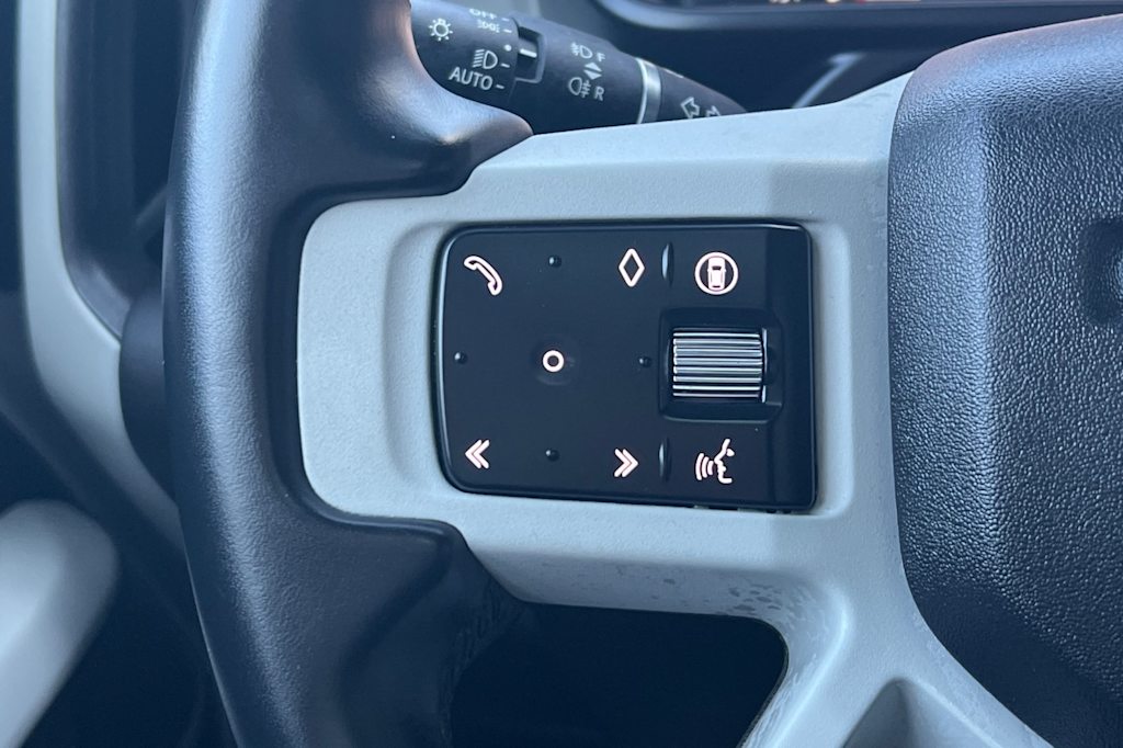 Thumbnail: 2024 Land Rover Defender - 33