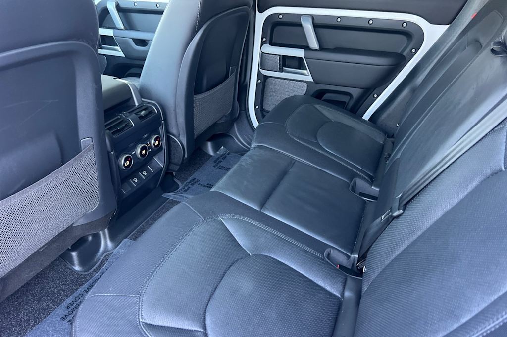 Thumbnail: 2024 Land Rover Defender - 9