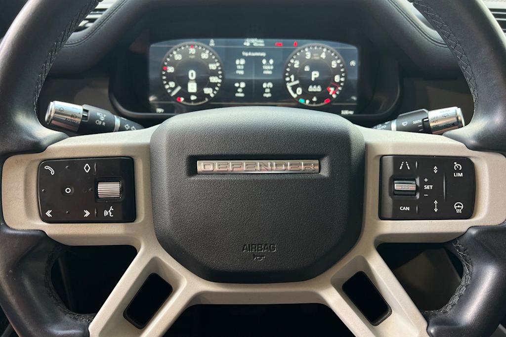 Thumbnail: 2022 Land Rover Defender - 25
