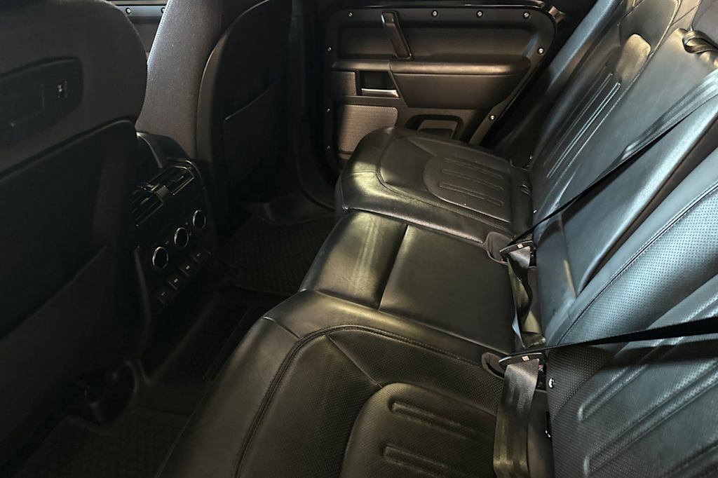 Thumbnail: 2020 Land Rover Defender - 9