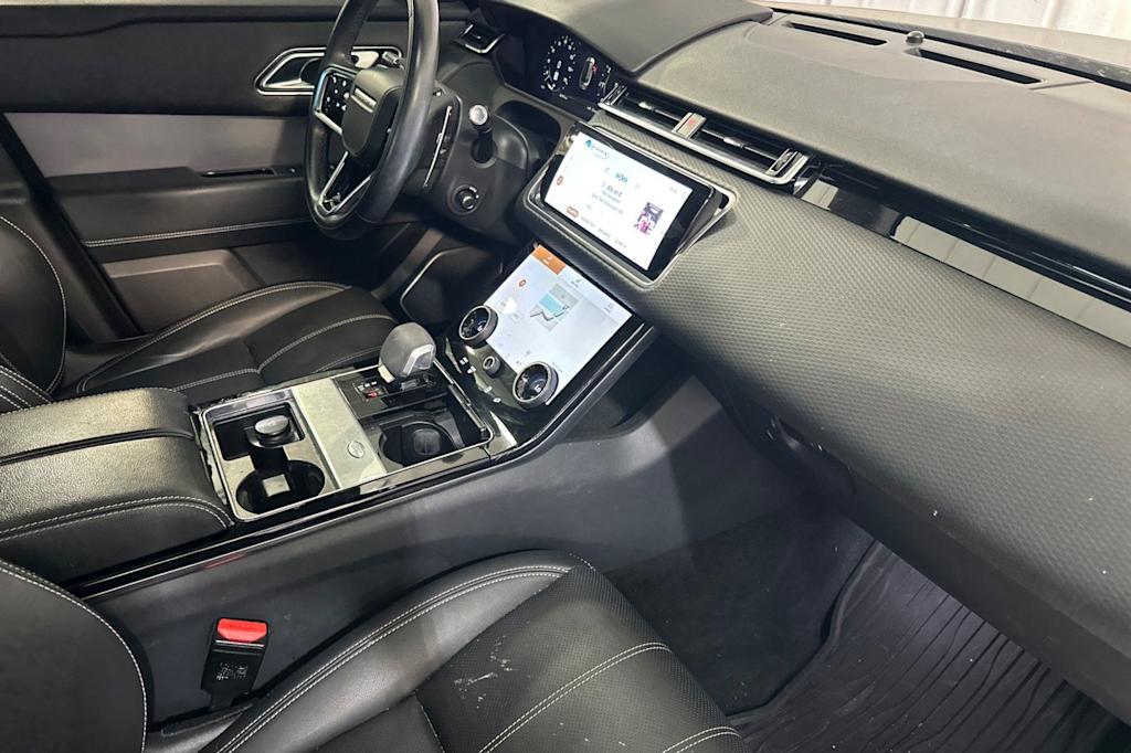 Thumbnail: 2021 Land Rover Range Rover Velar - 12