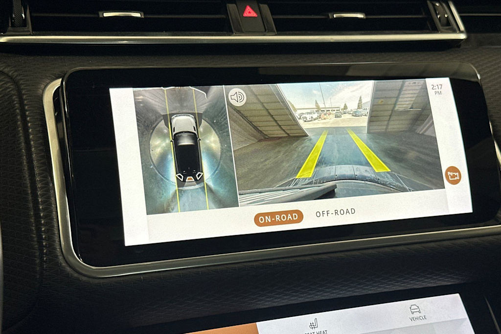 Thumbnail: 2021 Land Rover Range Rover Velar - 25