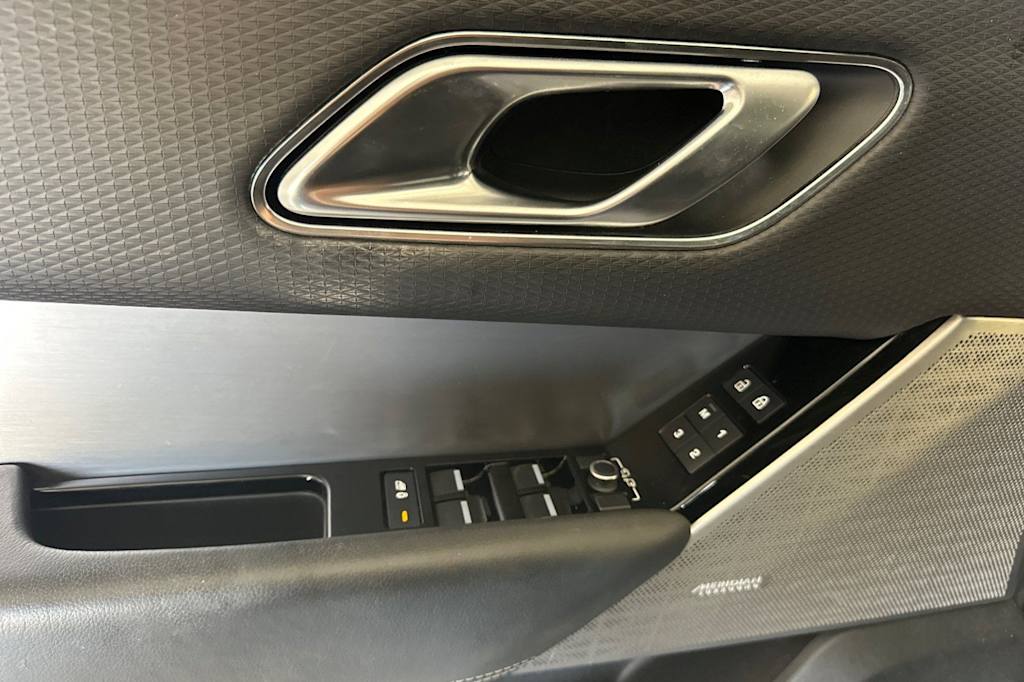 Thumbnail: 2021 Land Rover Range Rover Velar - 22