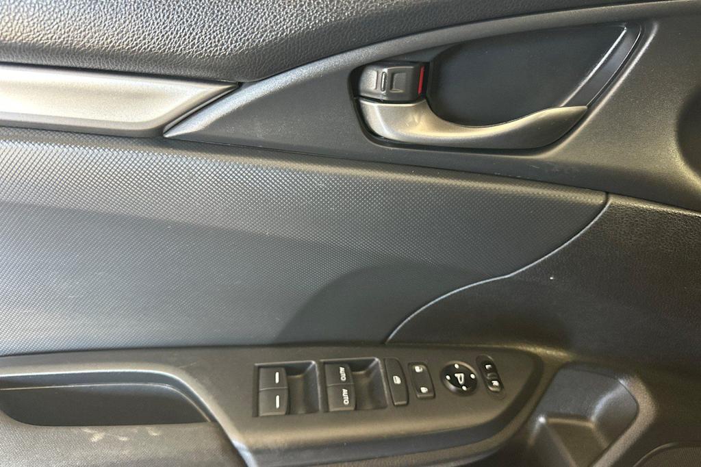 Thumbnail: 2017 Honda Civic - 23