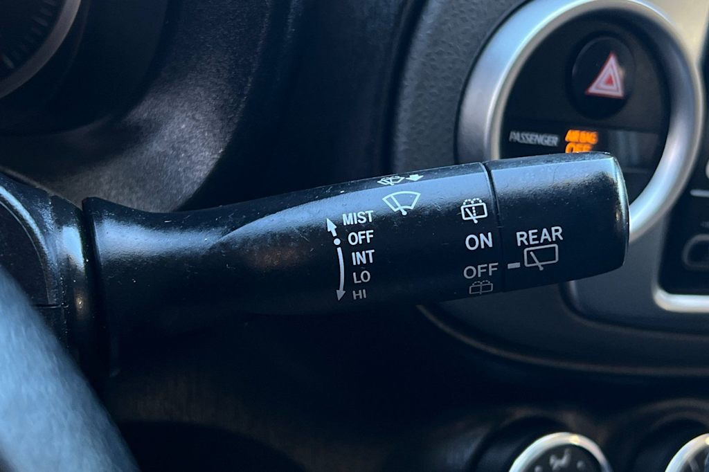 Thumbnail: 2014 Toyota Yaris - 34
