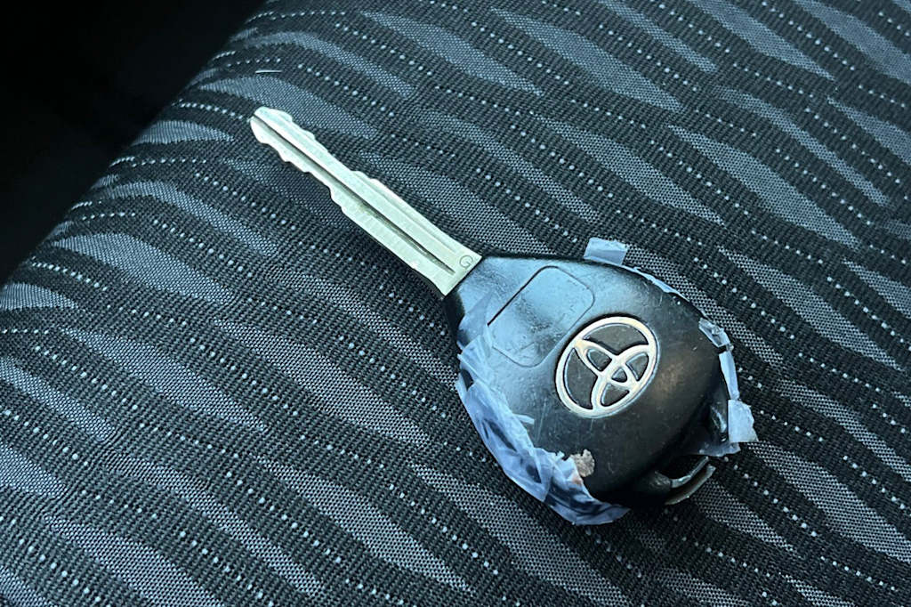 Thumbnail: 2014 Toyota Yaris - 18