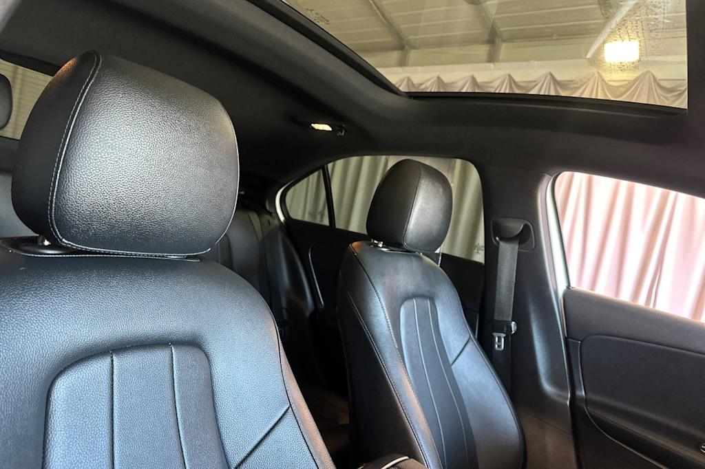 Thumbnail: 2021 Mercedes-Benz A-Class - 23