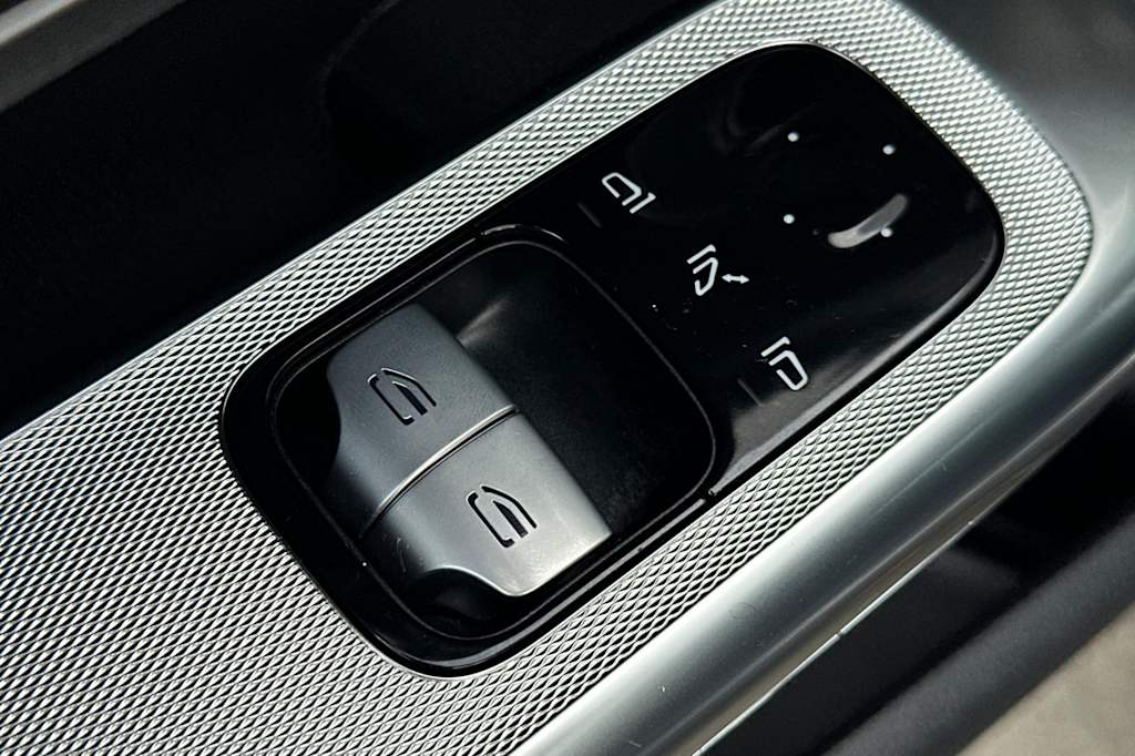 Thumbnail: 2024 Mercedes-Benz CLE - 22