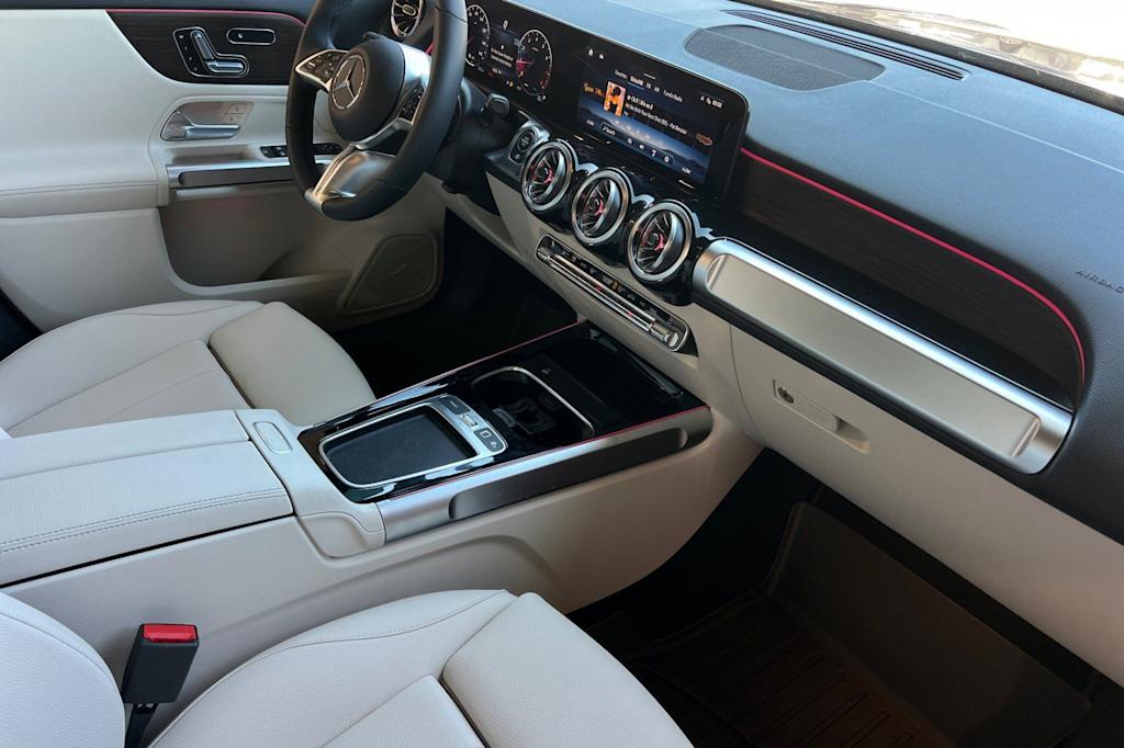 Thumbnail: 2026 Mercedes-Benz GLB - 13