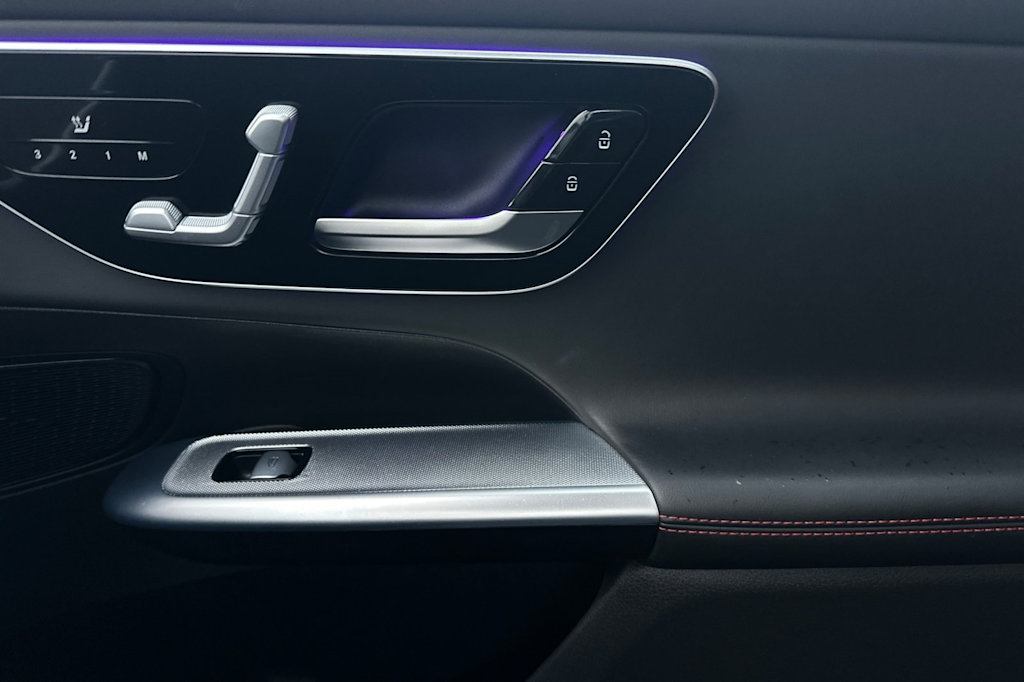 Thumbnail: 2025 Mercedes-Benz GLC - 25