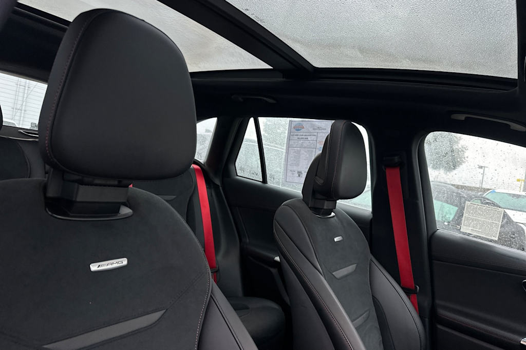 Thumbnail: 2025 Mercedes-Benz GLC - 24