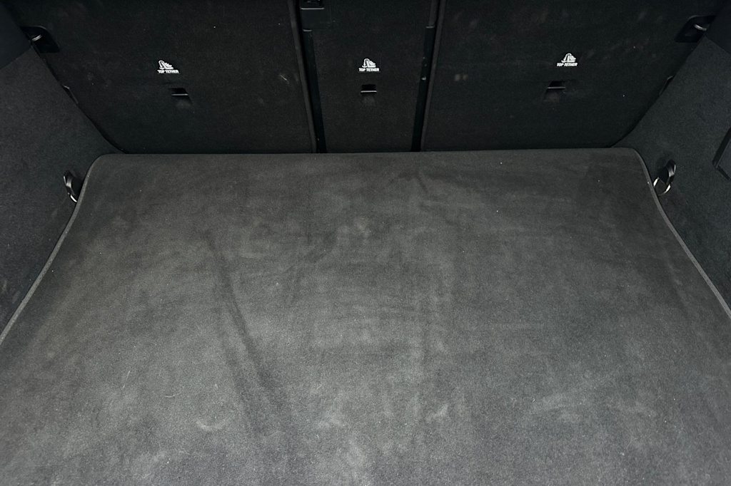 Thumbnail: 2025 Mercedes-Benz GLC - 16