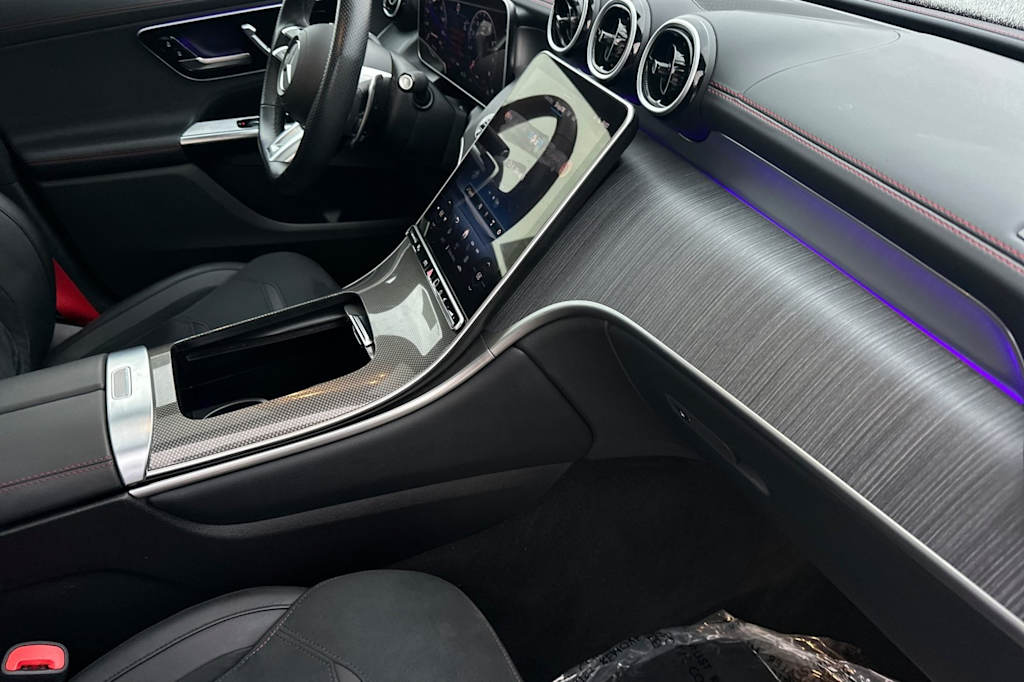 Thumbnail: 2025 Mercedes-Benz GLC - 12