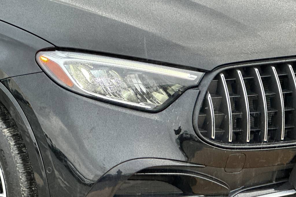 Thumbnail: 2025 Mercedes-Benz GLC - 33