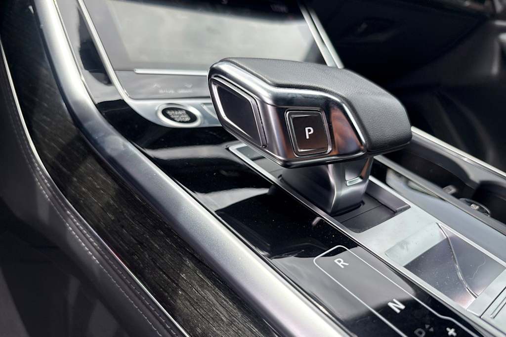 Thumbnail: 2023 Audi Q8 - 14