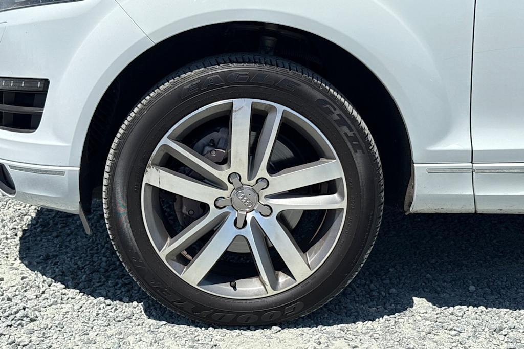 Thumbnail: 2015 Audi Q7 - 8