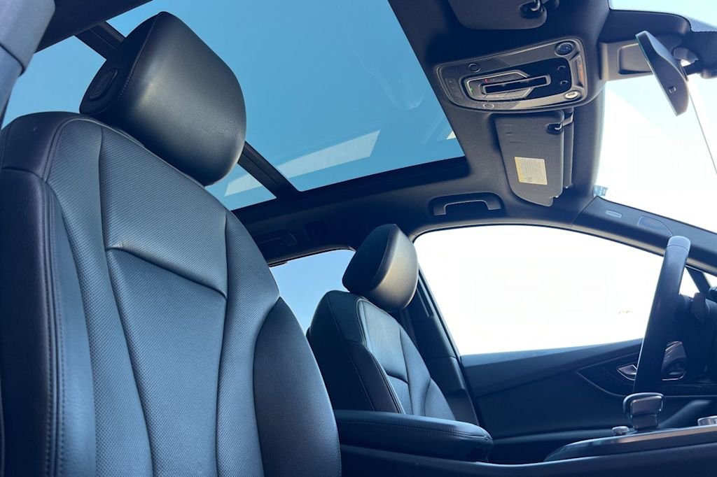 Thumbnail: 2019 Audi Q7 - 23