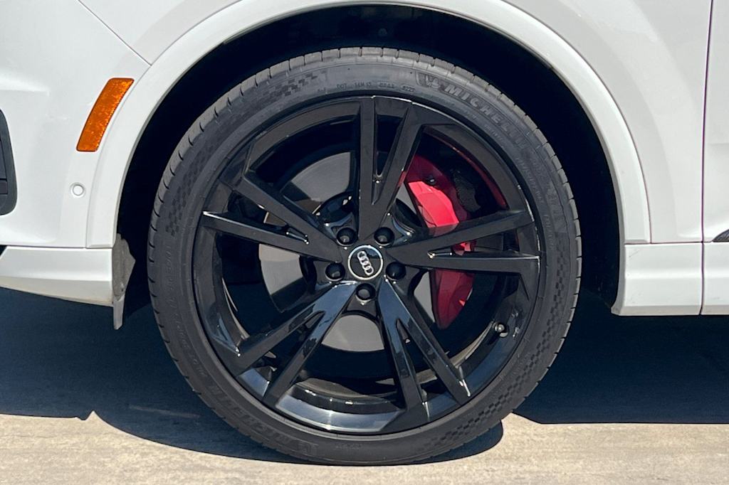 Thumbnail: 2019 Audi Q7 - 8
