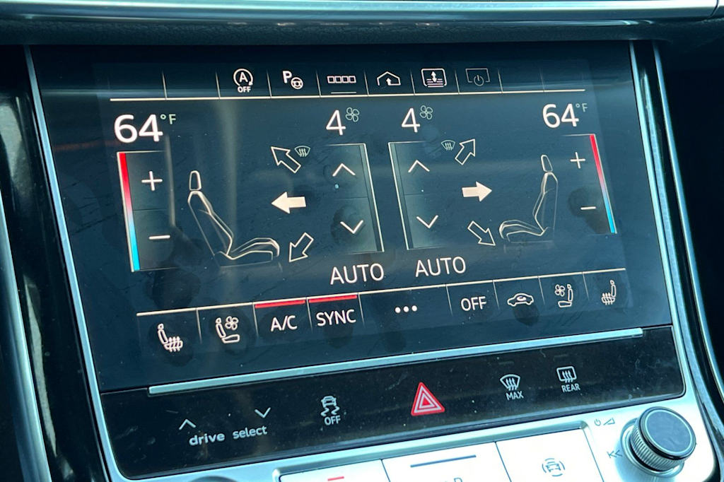 Thumbnail: 2023 Audi A8 - 28