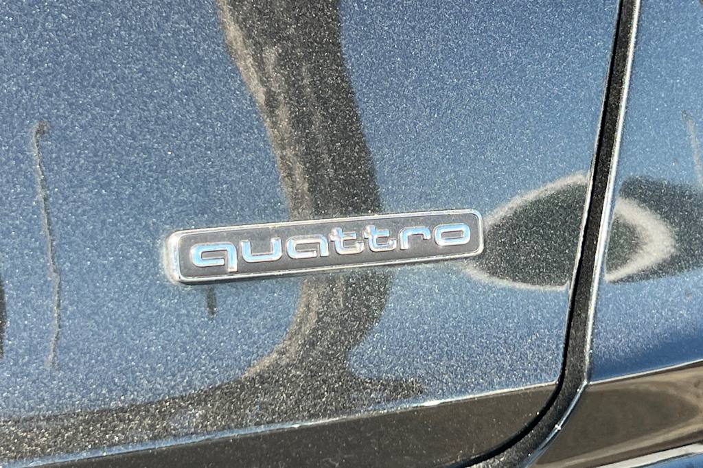 Thumbnail: 2023 Audi A8 - 7