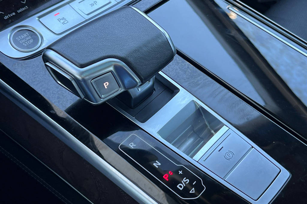 Thumbnail: 2023 Audi A8 - 29