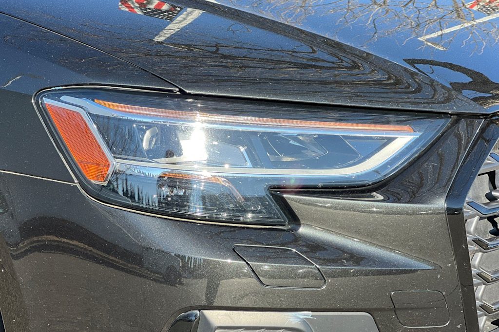 Thumbnail: 2023 Audi A8 - 36