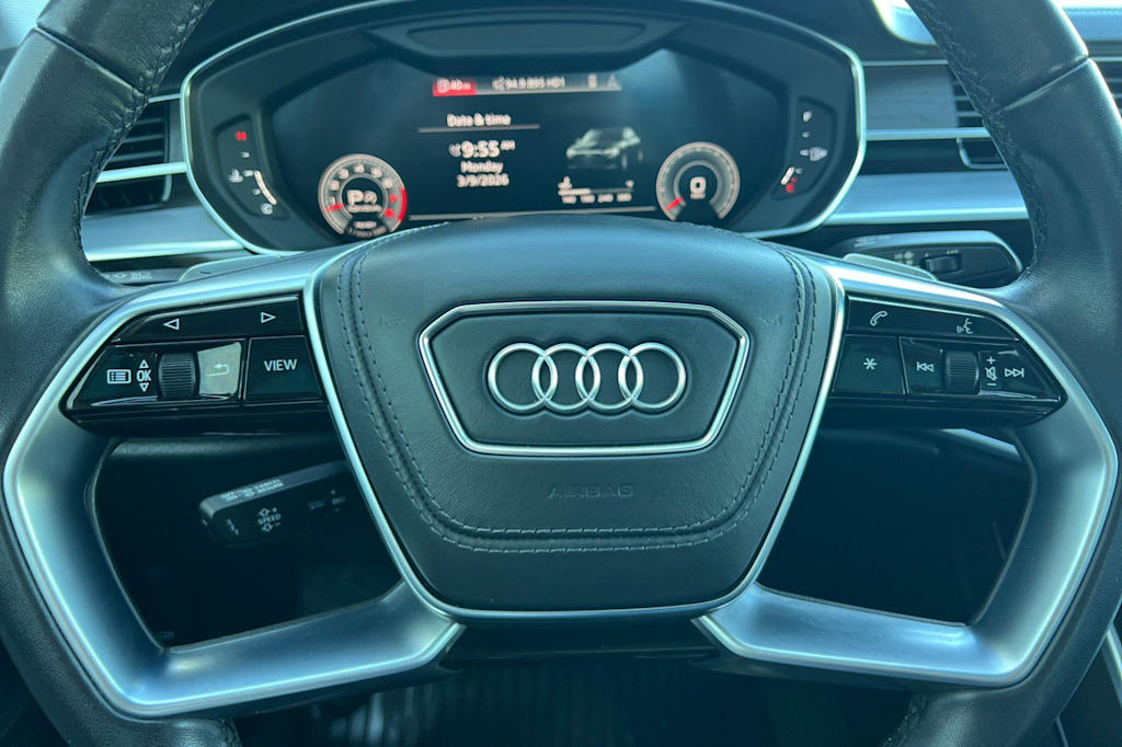 Thumbnail: 2023 Audi A8 - 31