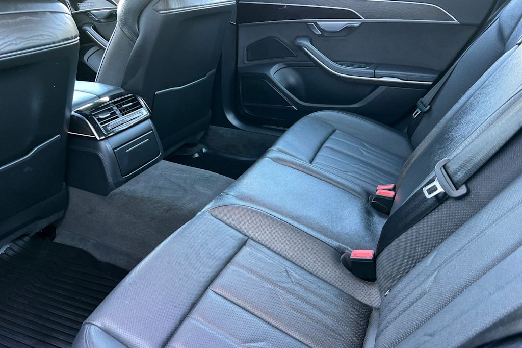 Thumbnail: 2023 Audi A8 - 10