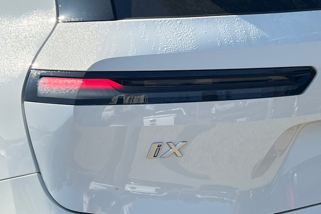 Thumbnail: 2023 BMW iX - 34