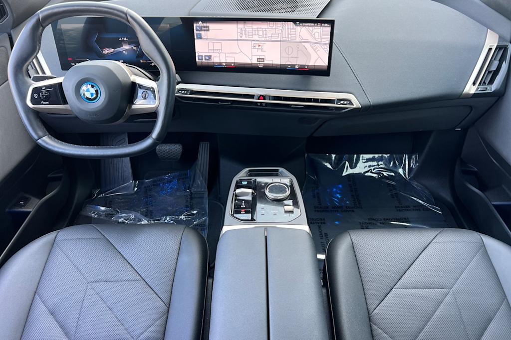 Thumbnail: 2023 BMW iX - 2
