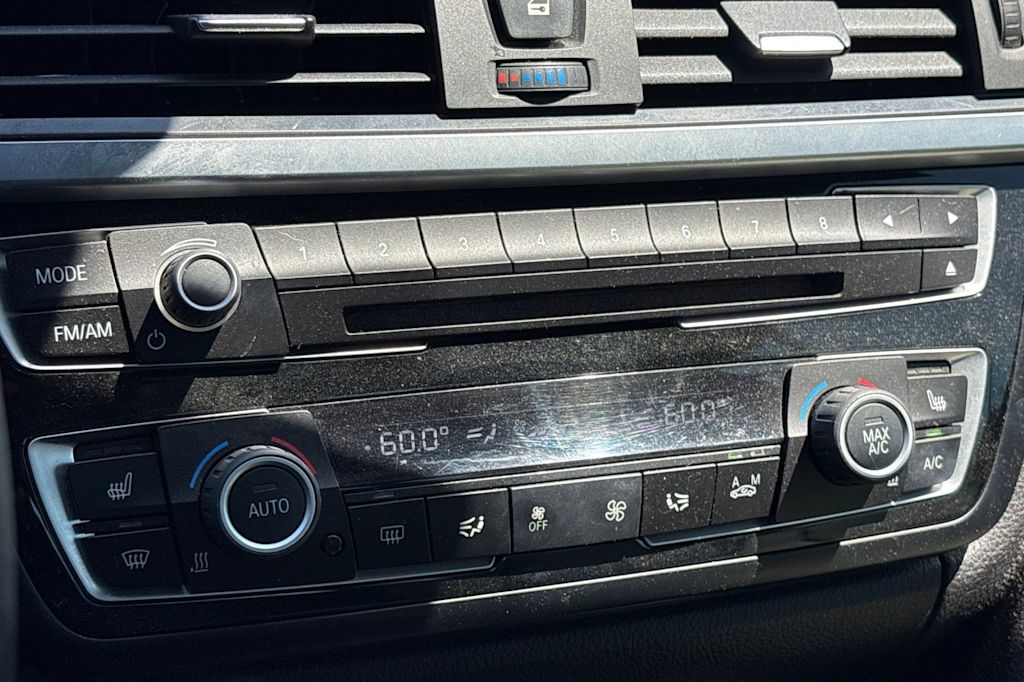 Thumbnail: 2016 BMW 4 Series - 24
