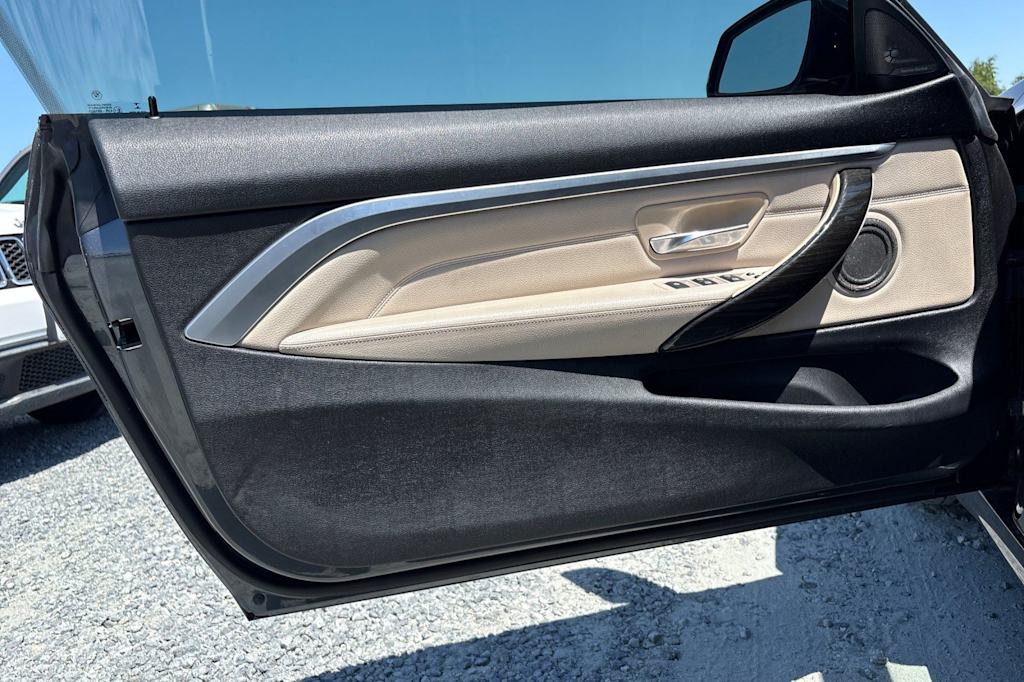 Thumbnail: 2016 BMW 4 Series - 22
