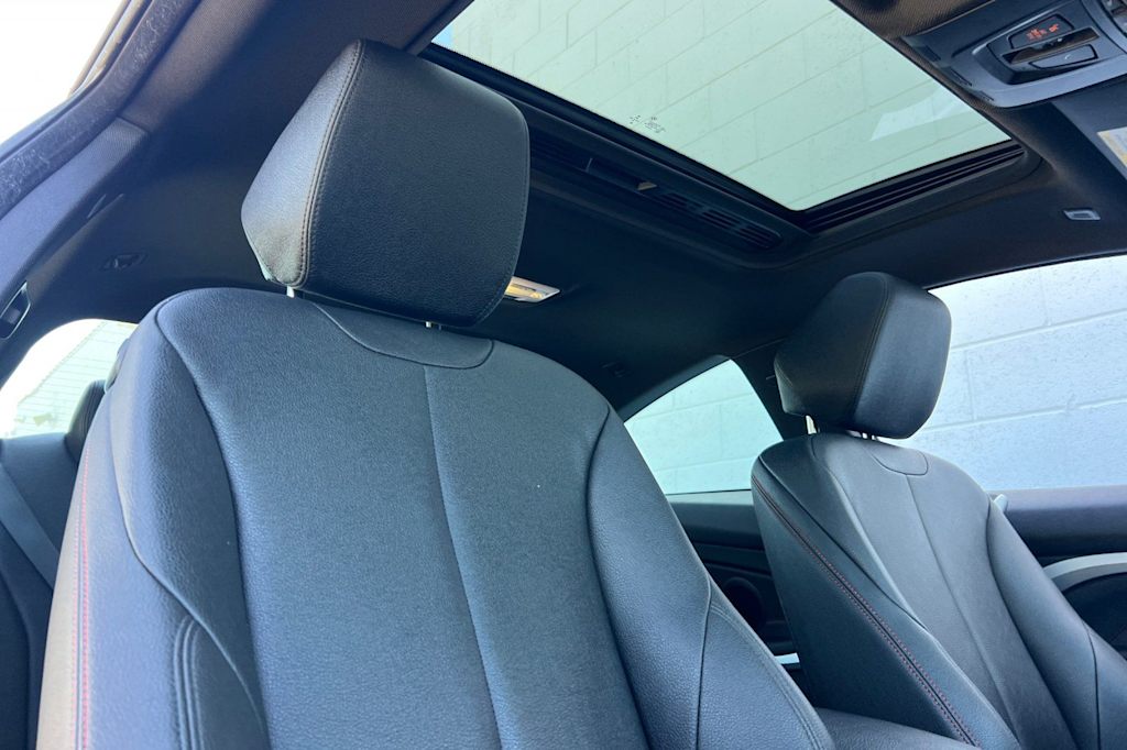 Thumbnail: 2019 BMW 4 Series - 23