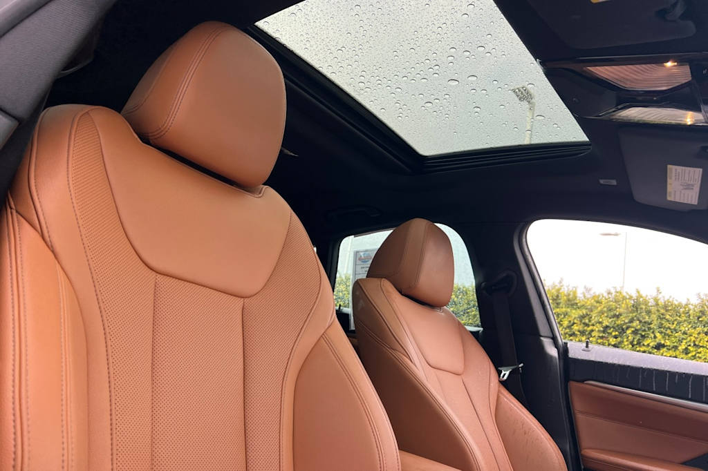 Thumbnail: 2023 BMW i4 - 24