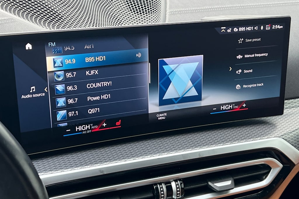 Thumbnail: 2023 BMW i4 - 13