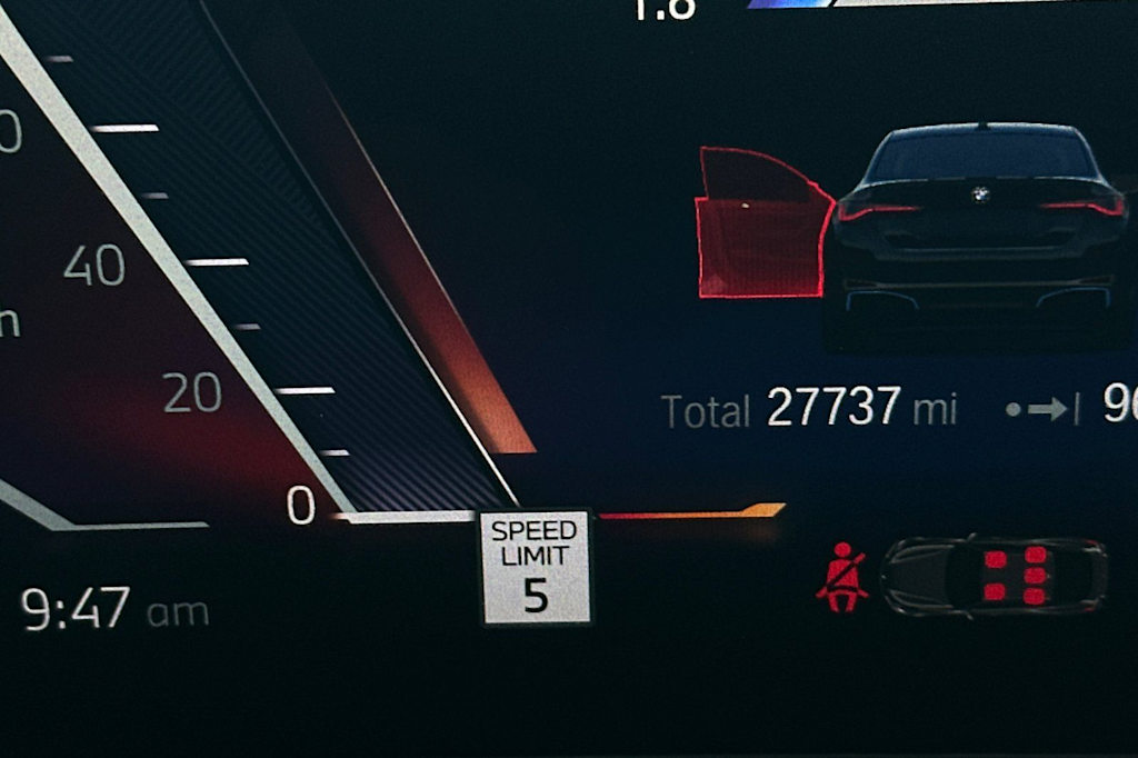 Thumbnail: 2023 BMW i4 - 16