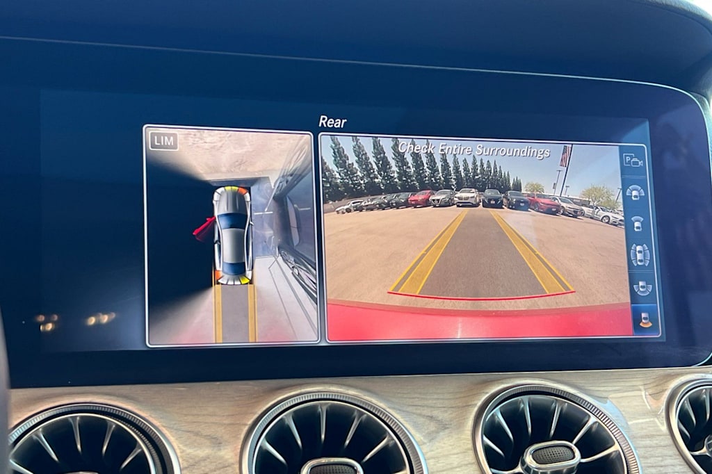 Thumbnail: 2019 Mercedes-Benz E-Class - 29