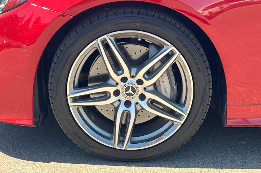 Thumbnail: 2019 Mercedes-Benz E-Class - 8