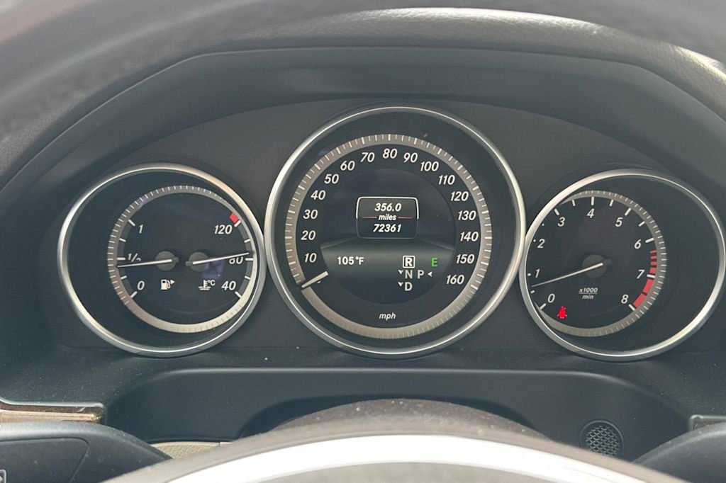 Thumbnail: 2015 Mercedes-Benz E-Class - 16