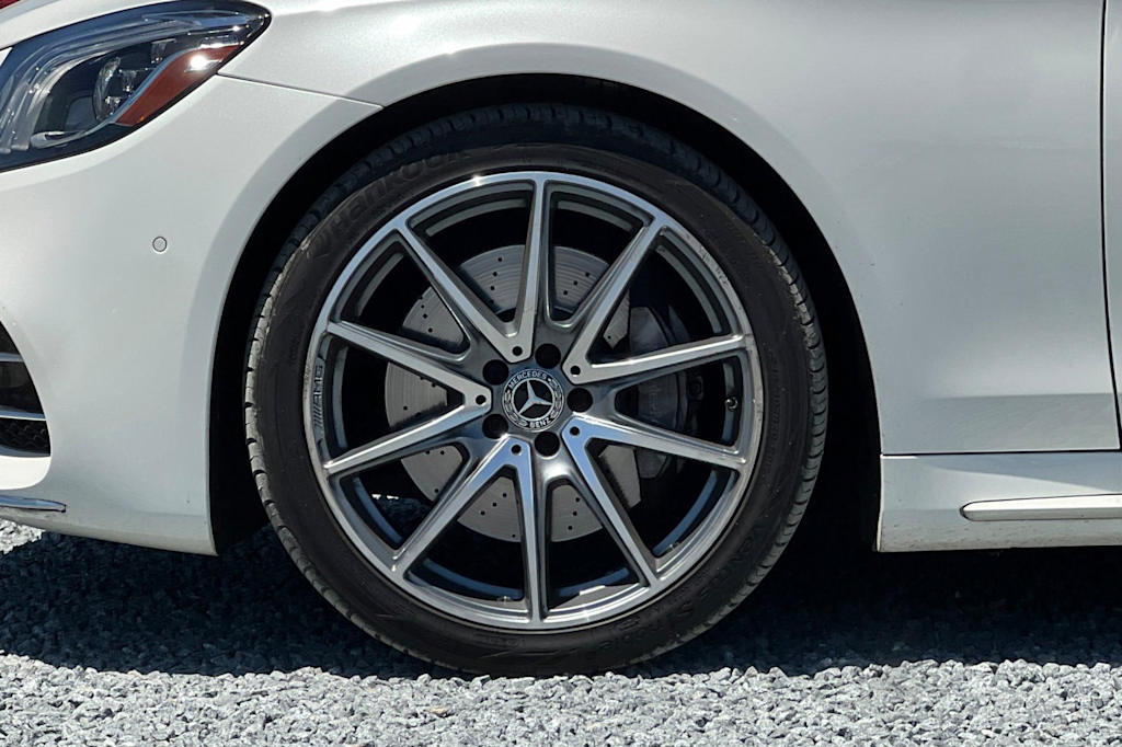 Thumbnail: 2018 Mercedes-Benz S-Class - 8