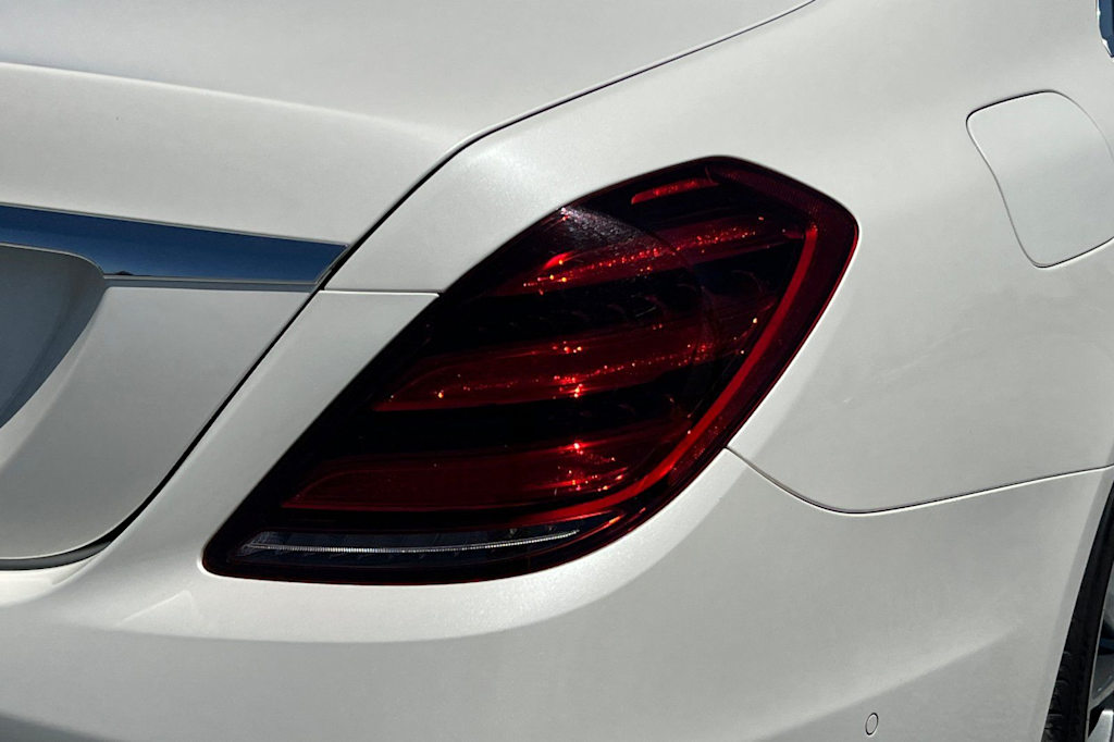 Thumbnail: 2018 Mercedes-Benz S-Class - 20