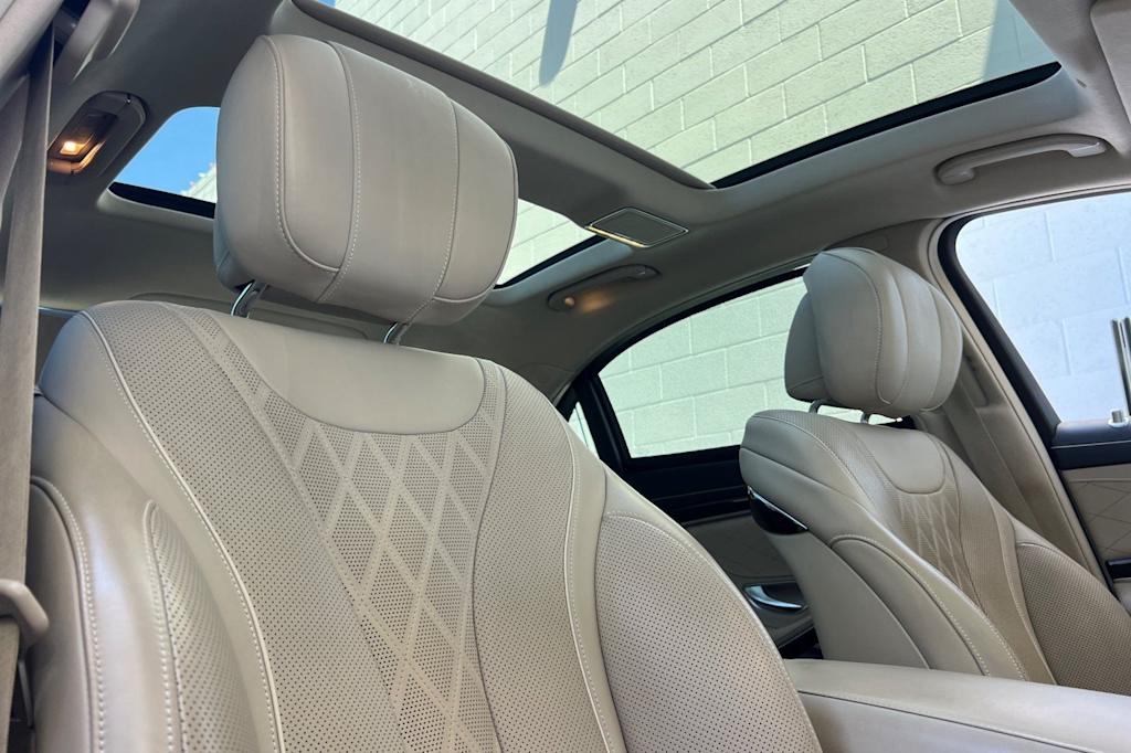 Thumbnail: 2018 Mercedes-Benz S-Class - 22